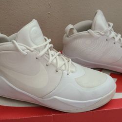 Nike shoes 