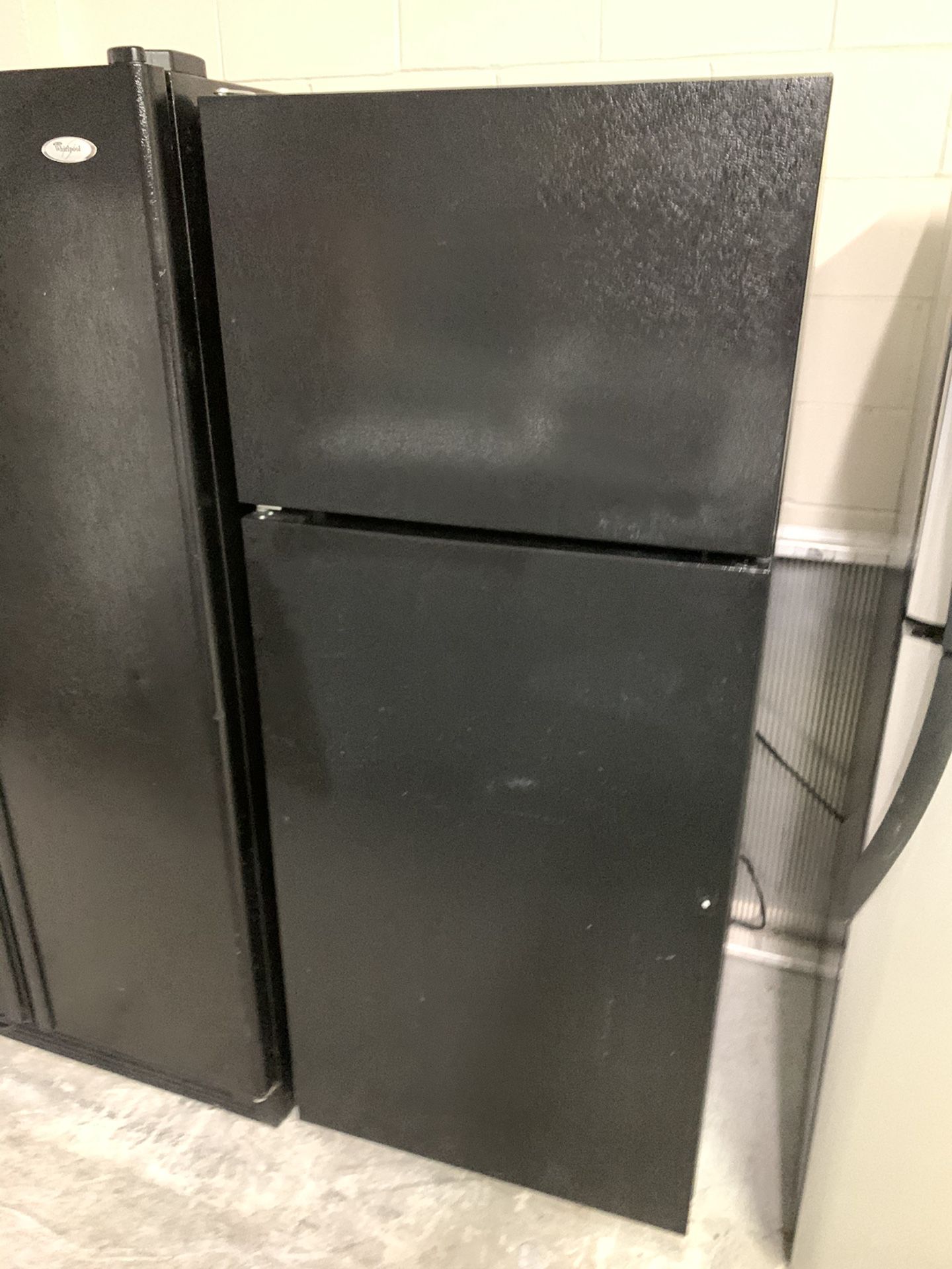 Black top bottom refrigerator perfect garage fridge
