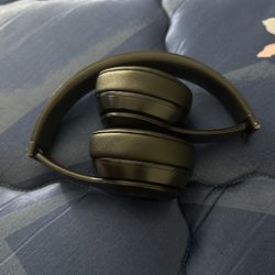 Beats Solo 3