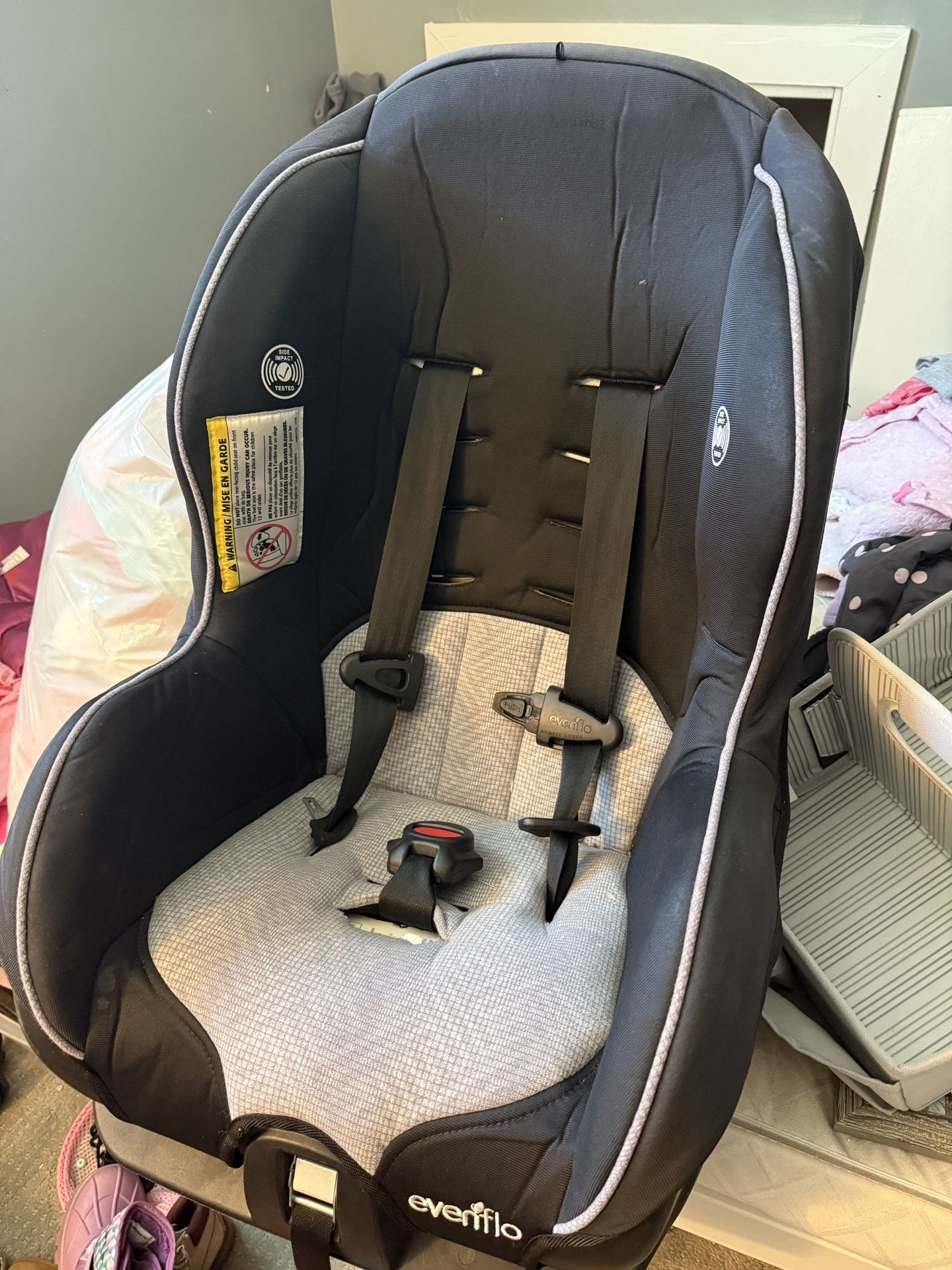 Evenflo Car seat