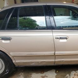 1997 Ford Crown Victoria