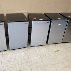 Mini Fridges 