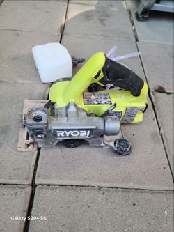 Ryobi 18v Cordless Handheld Wet/dry masonry tile saw