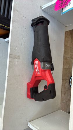 MILWAUKEE BRUSHLESS SAWZALL