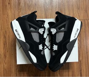Jordan 4 white thunder