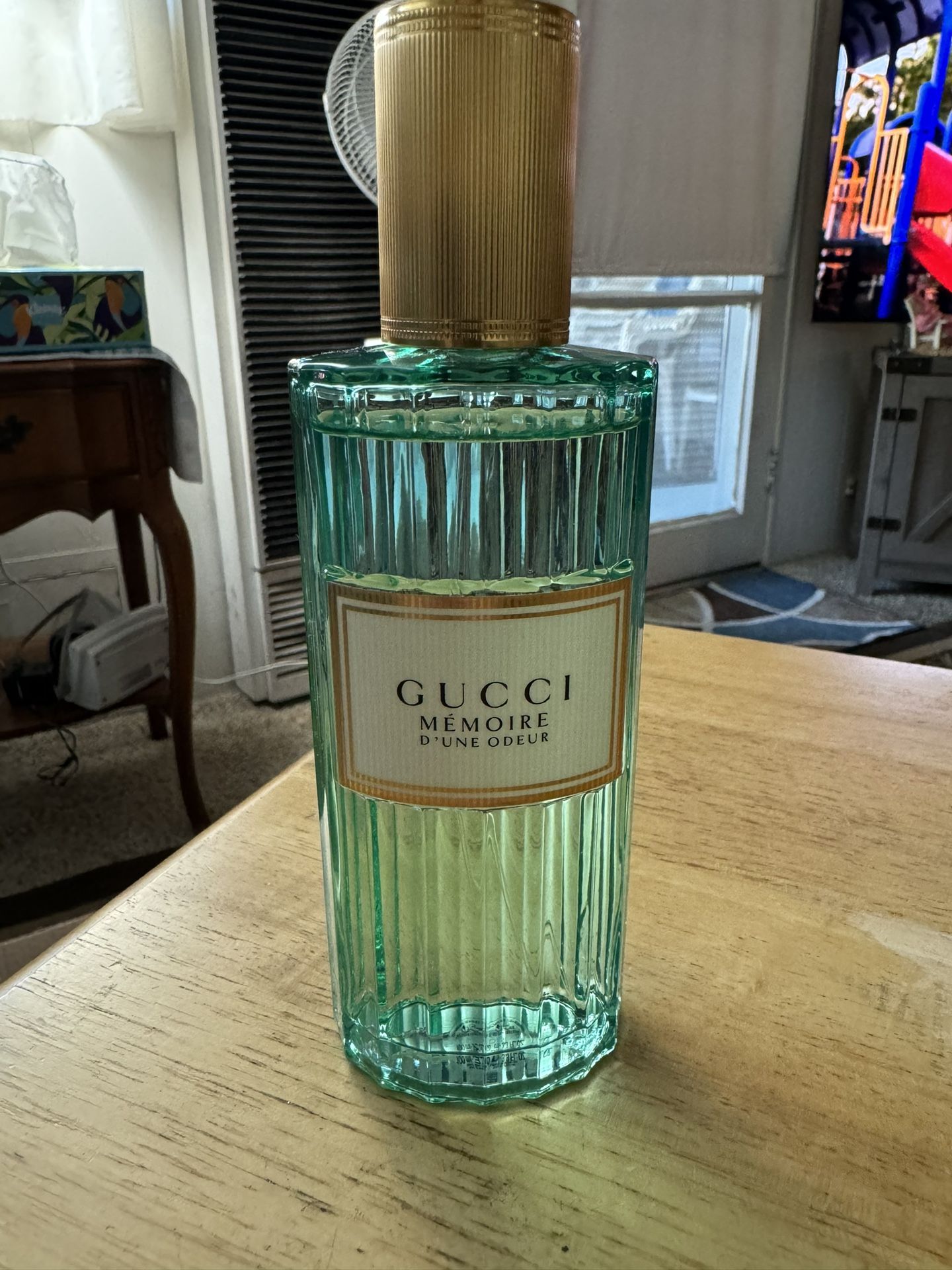 Gucci “Memoire D’une Odeur” Perfume