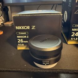 Nikon Z 26mm 2.8 