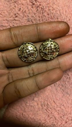10k world is yours gold Earrings