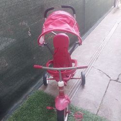 RADIO FLYER 4 IN 1 TRICYCLE