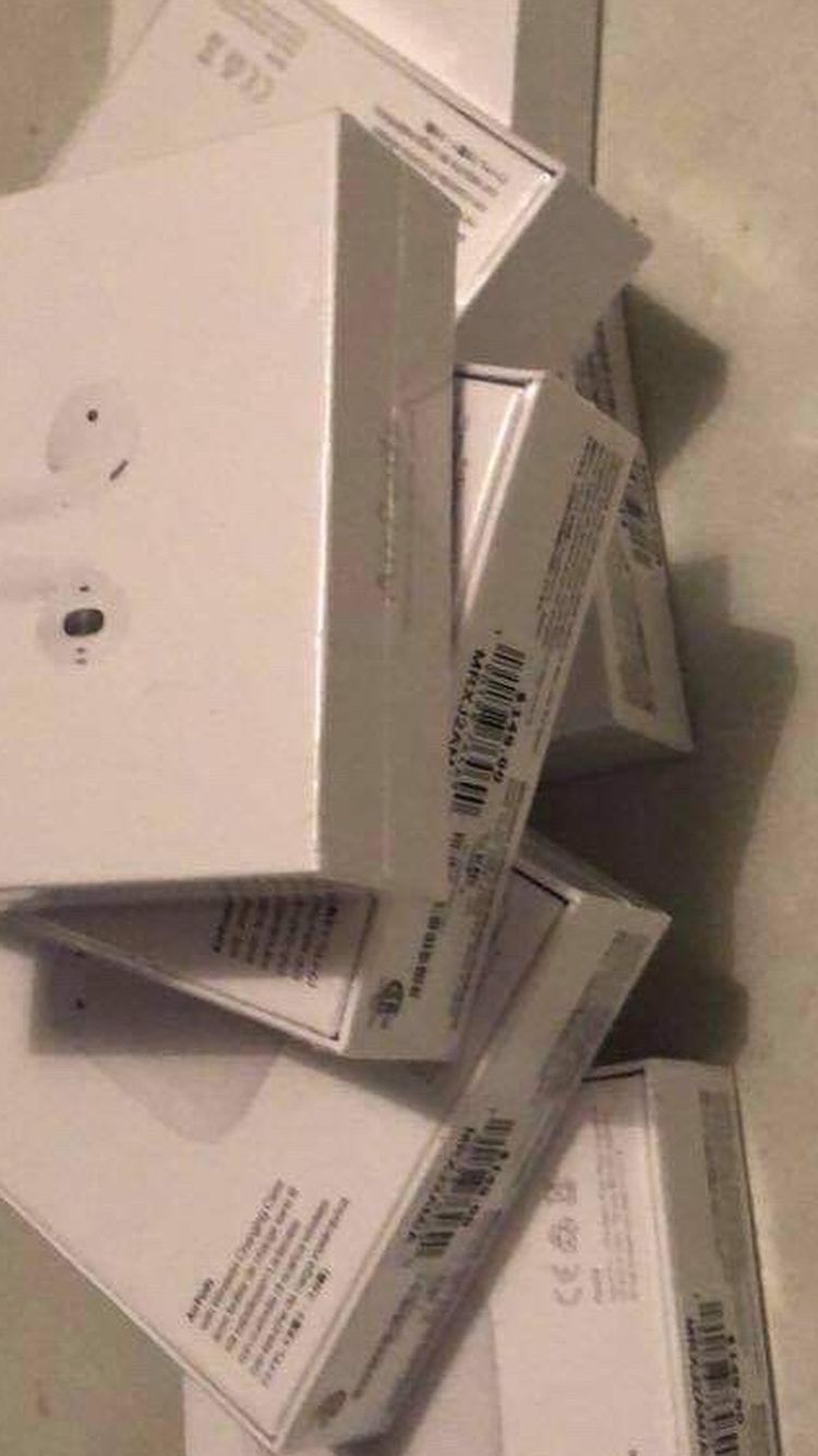 AirPods Gen 2