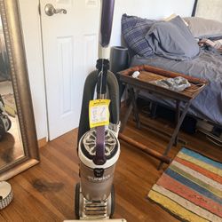 Eureka Floorrover Vacuum 