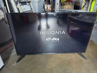 Insignia TV 40 inch