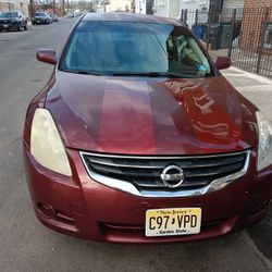 Nissan Altima 2011
