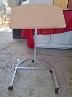 Mesita de madera para pintar