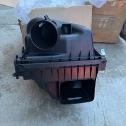 Air box For Toyota Highlander 2020-22 3.5L&2023-25 2.4L