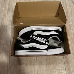 Knu Skool Vans