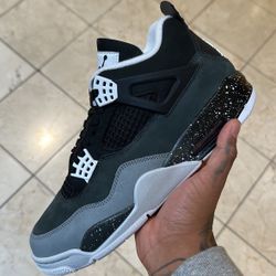 Jordan 4 Retro Fear (2024) (size 8-10) (4-7 GS)