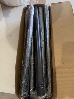 Curtain rods￼