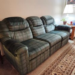 La-Z-Boy Reclining Sofa, Loveseat‌, & Reclining Chair