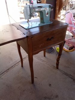 Vintage Sewing Machine