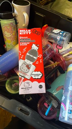Hello Kitty microphone