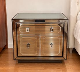 Z Gallerie Maddox Mirrored Grey Nightstands – Set of 2