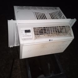 6000 BTU AC Unit Works Great