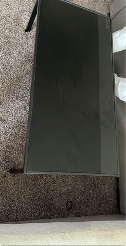 2 Side Tables with 2 Lamps and 1 living room coffee table