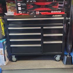 42" ROLLING TOOL BOX 
