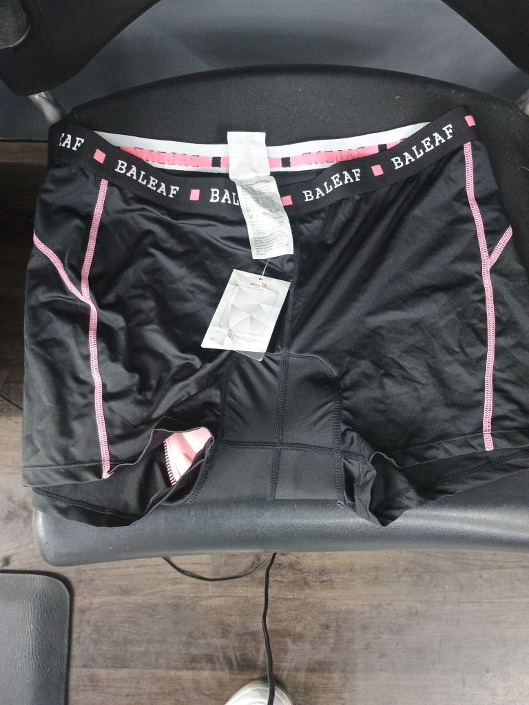 Baleaf 3D Padded Women's Shorts