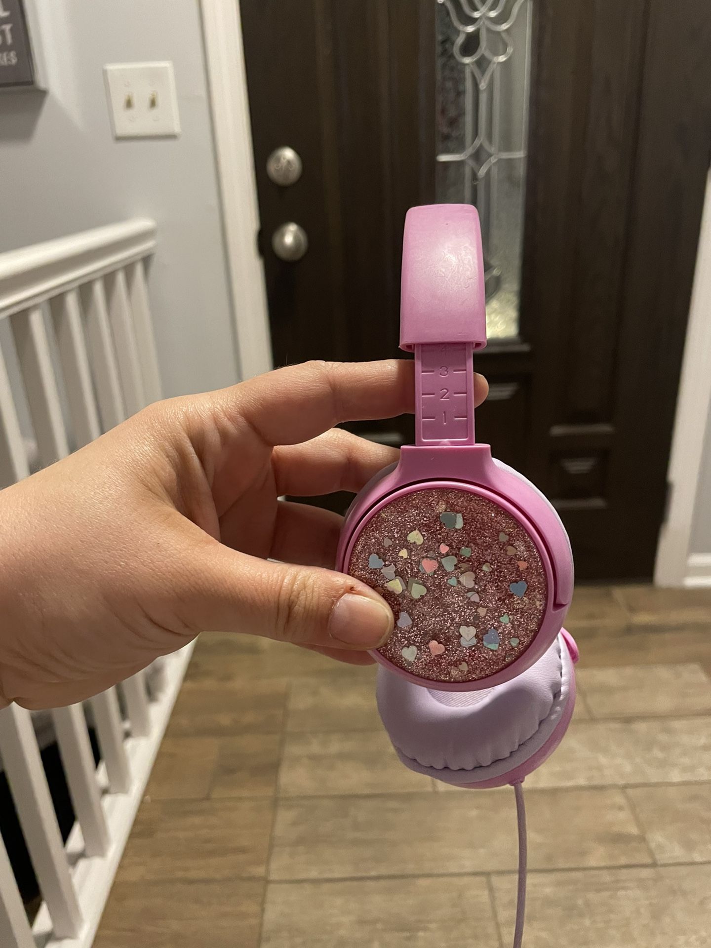 Girls Sparkly Headphones Used A Couple Times
