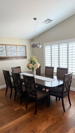Furniture of America Cins Modern Walnut 96-inch Extension Dining Table set with 8 chairs