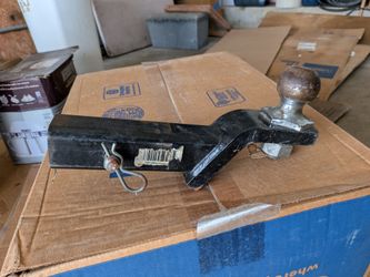 Trailer Hitch Ball Mount with Pin