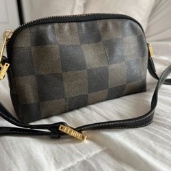 Authentic Vintage Fendi Crossbody Purse