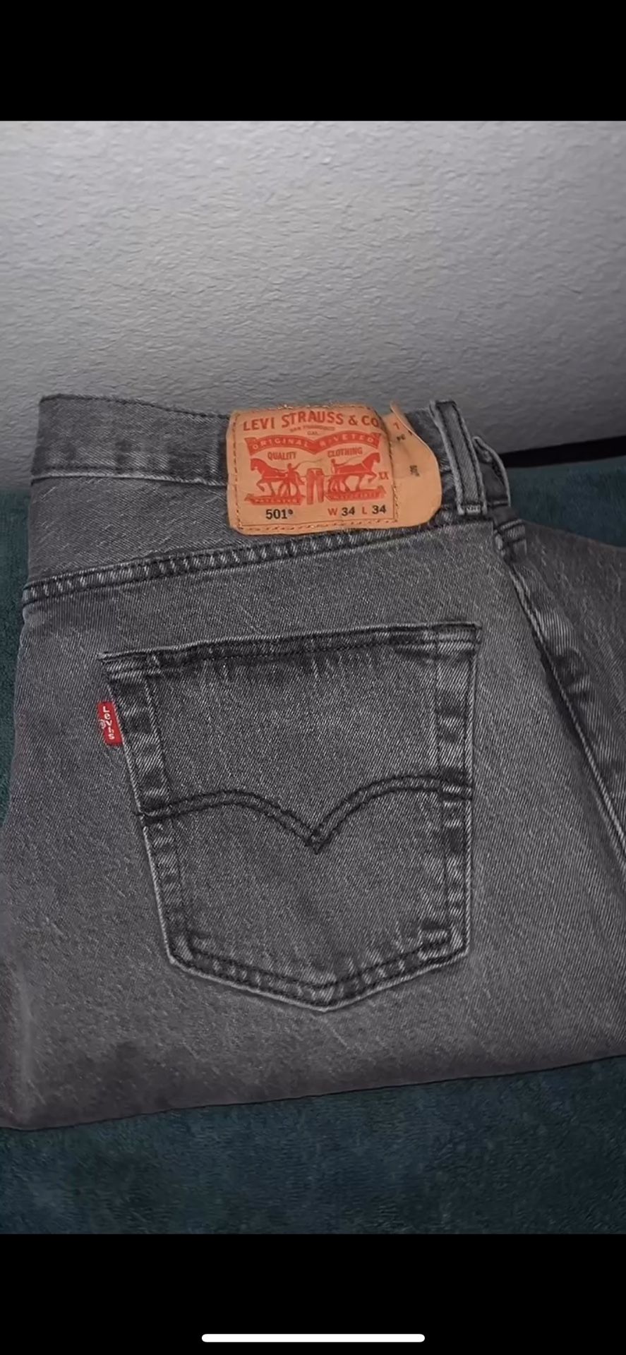 Grey brand new levi’s 🔥
