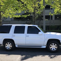 2000 Cadillac Escalade on offerup