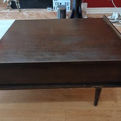 West Elm Mid-century Pop-up lift Top Coffee Table 