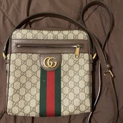 Gucci GG Supreme Small Ophidia Messenger Bag