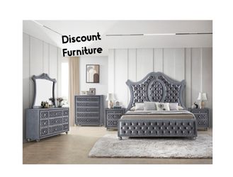 Queen Size 5 Pc Bedroom Set SALE