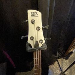 Sdgr by Ibanez 4 string bass