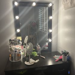 Vanity/Desk