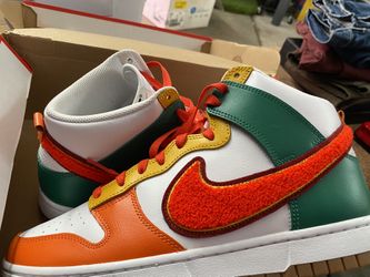 Nikes Dunk High Retro