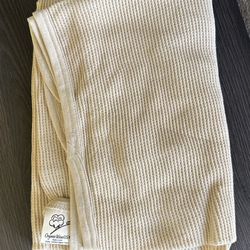 Organic Cotton Newborn Baby Receiving Blanket, Socks, Hat, Onesie  
