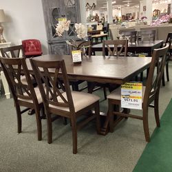 7pc Dining Table