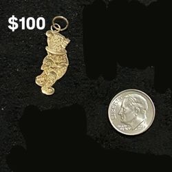 Winnie The Pooh Gold Charm Pendant