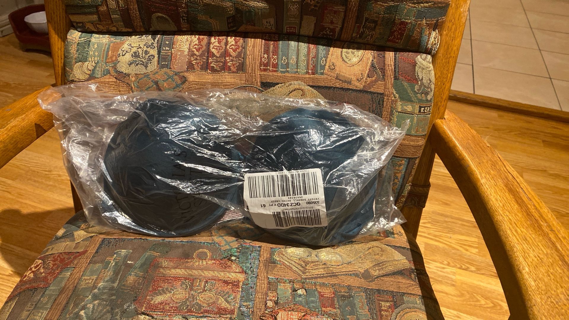 Victoria Secret 34DD Bra Brand New