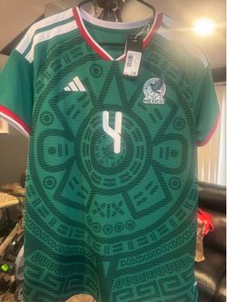 Adidas women’s Xl fan jersey