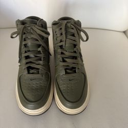 Nike Air Force High Top Sneakers 