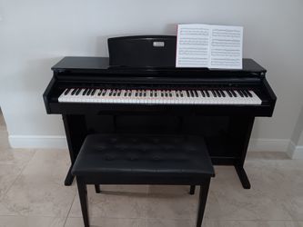 Digital Piano

