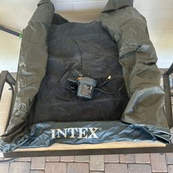INTEX Twin Air Mattress With Air Pump